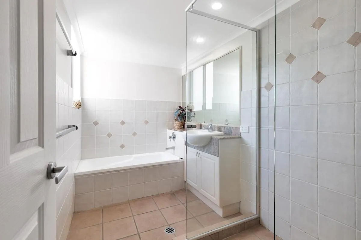 Riverdance Apt. 15 Mooloolaba 0*,